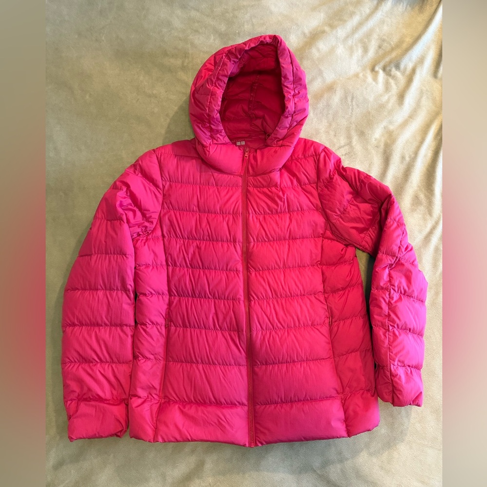 Uniqlo Women’s Ultra Light Hooded Down Jacket - Medium - Raspberry Pink